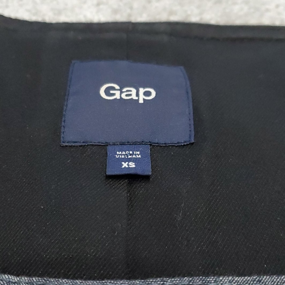 gap jean jacket - Picture 2 of 6